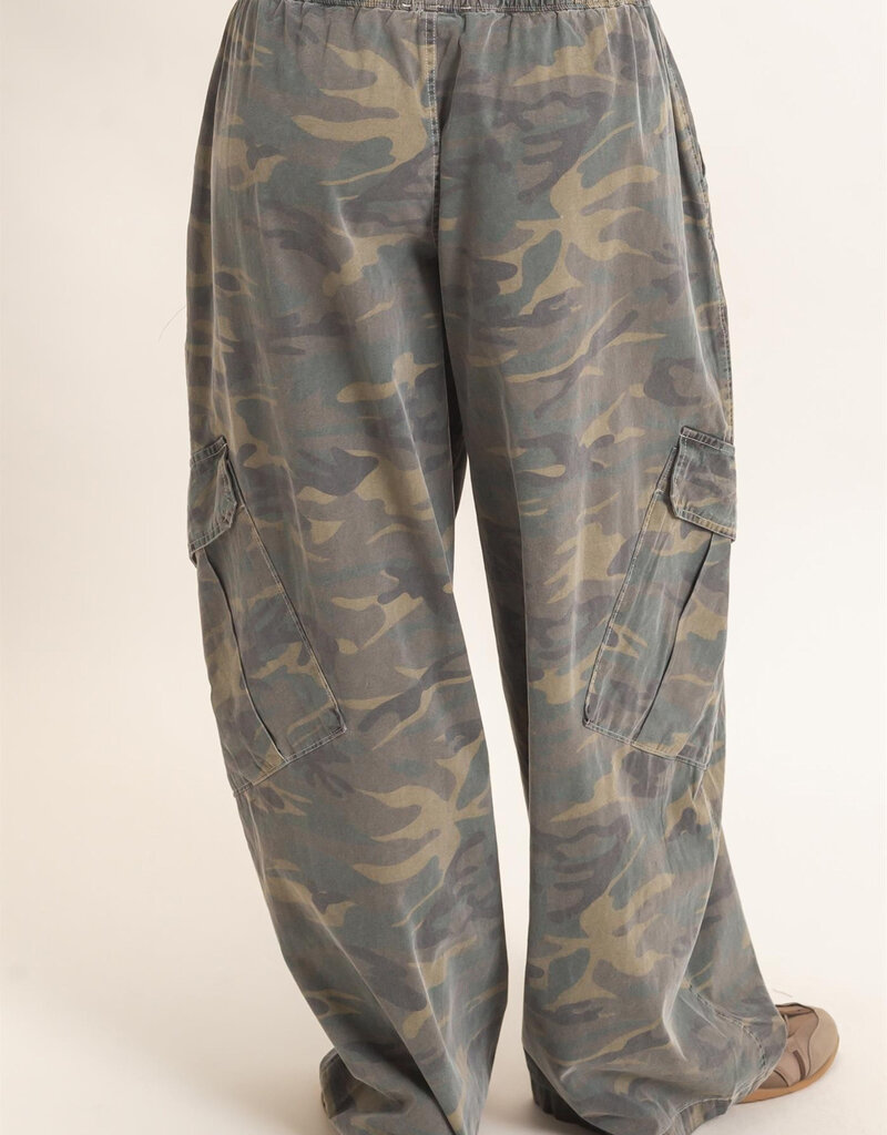 Camouflage Cargo Pocket Pants