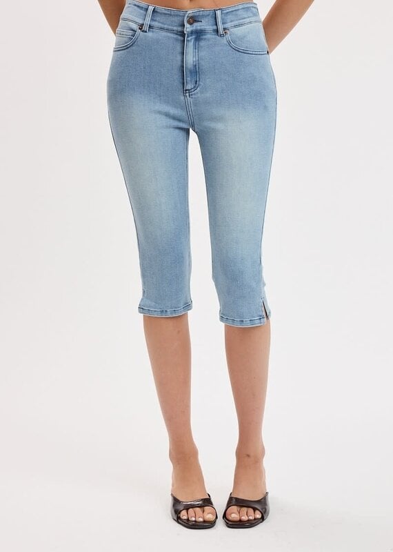 Schaefer Mid Rise Side Slit Capri Pants