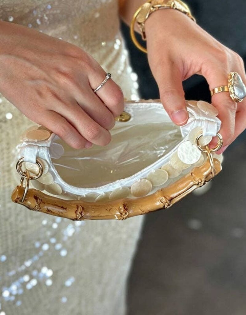 Shell Bamboo Handle Handbag Beige