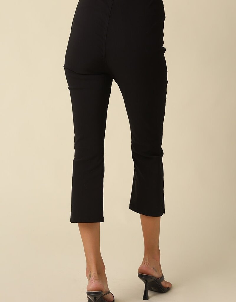 Kick Flare Capri Pants