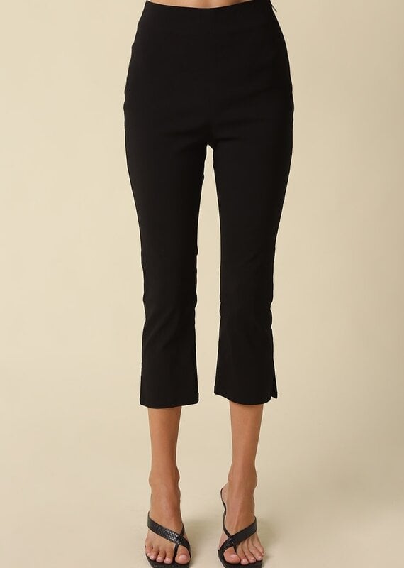 Kick Flare Capri Pants