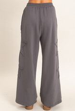 Essential Star Wide Leg Sweatpant