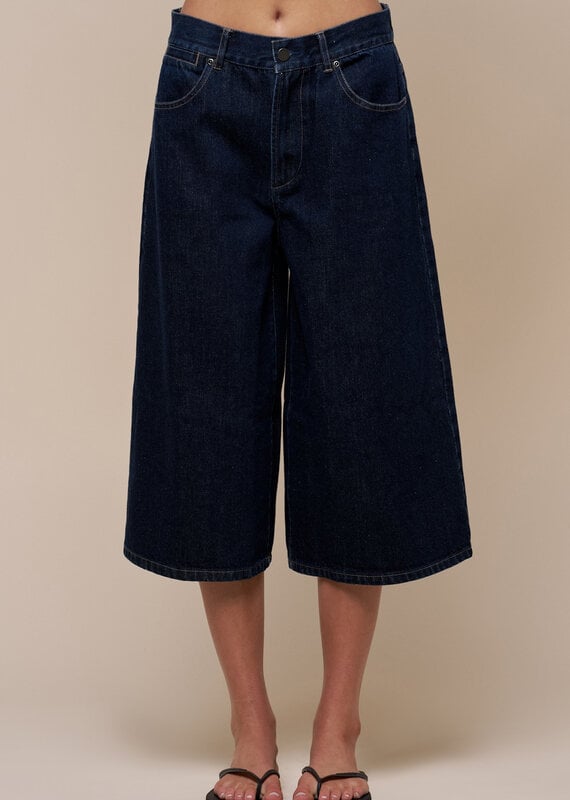 Wide Leg Denim Oversized Shorts