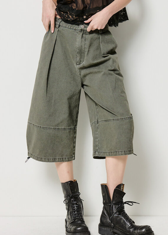 Pleated Jorts with Toggle Detail