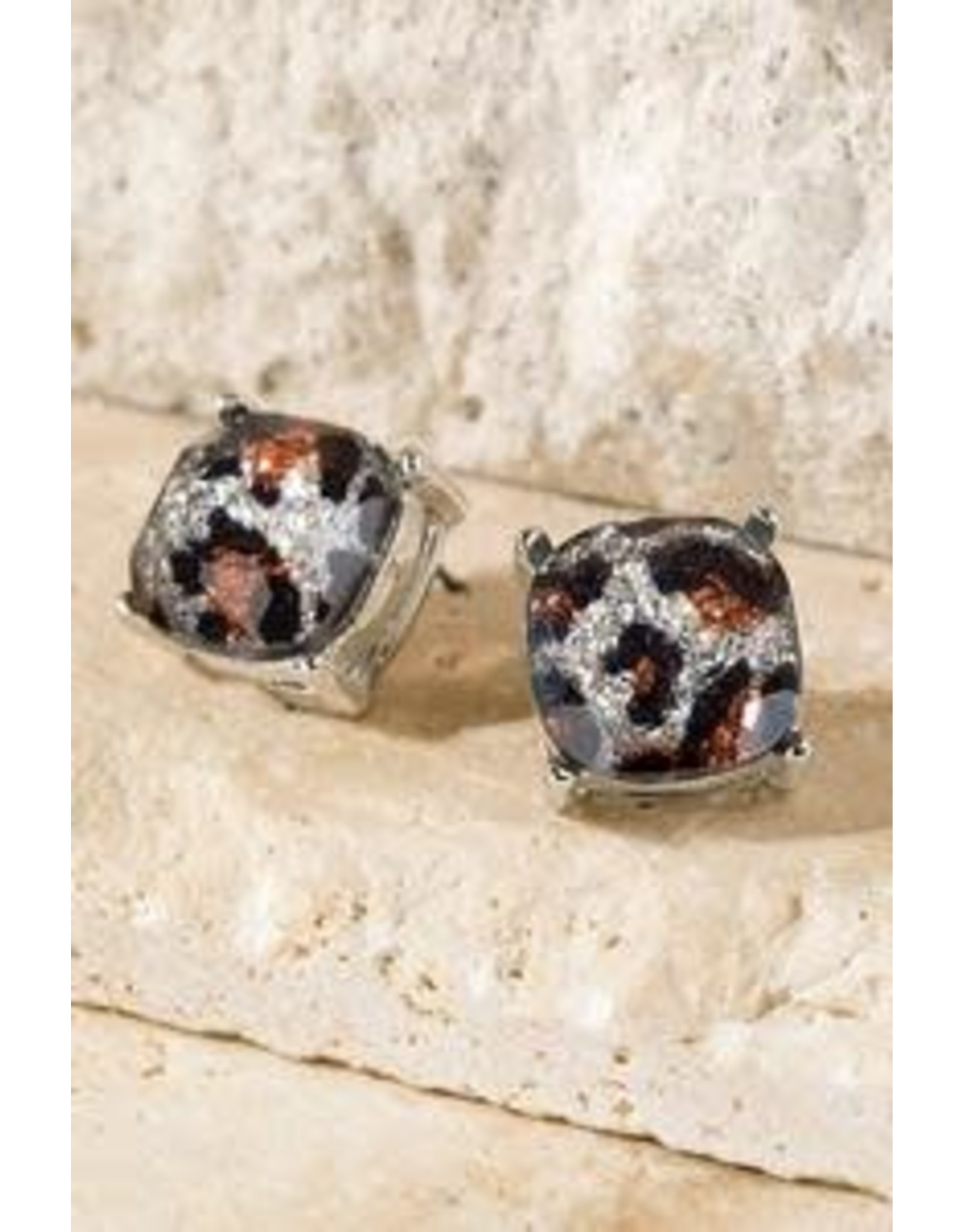 Cheetah Studs