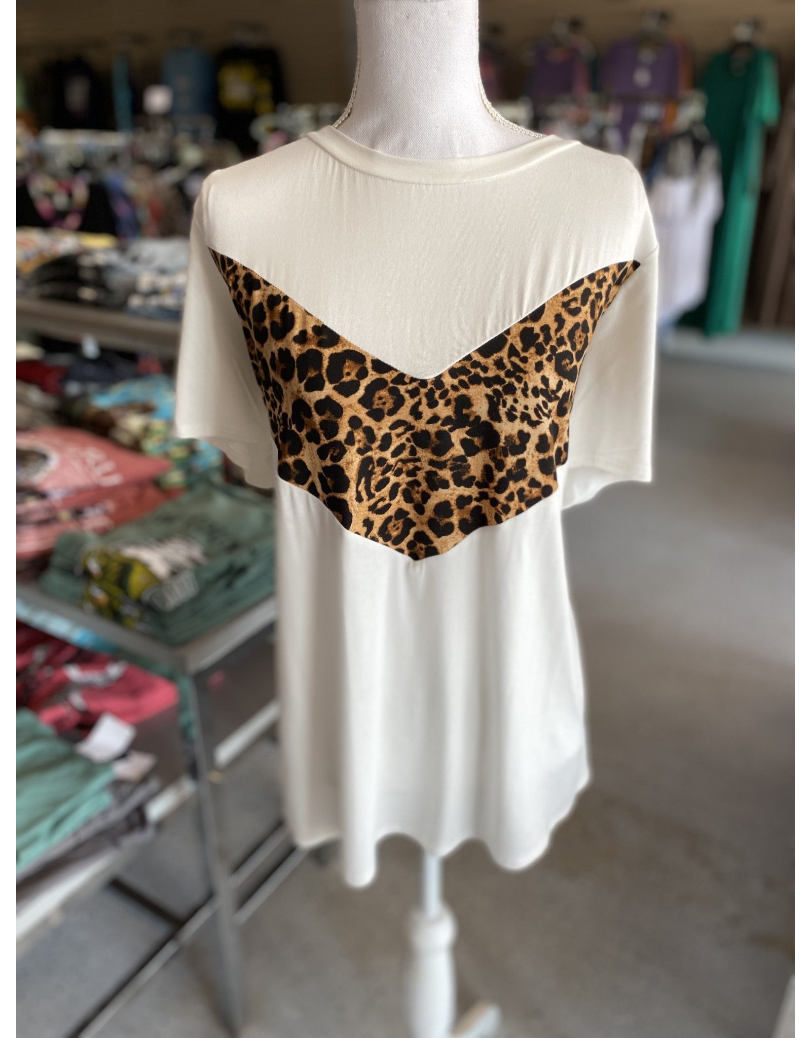 White/Cheetah Chevron