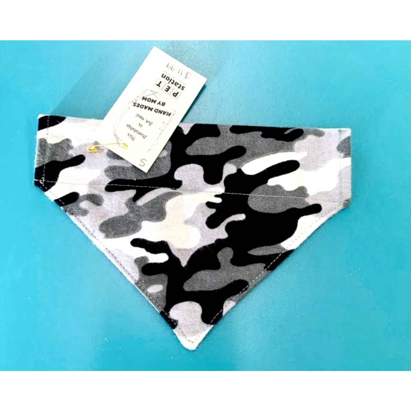 Hand Mades By Mom Gray Camo Bandana Collar Fit