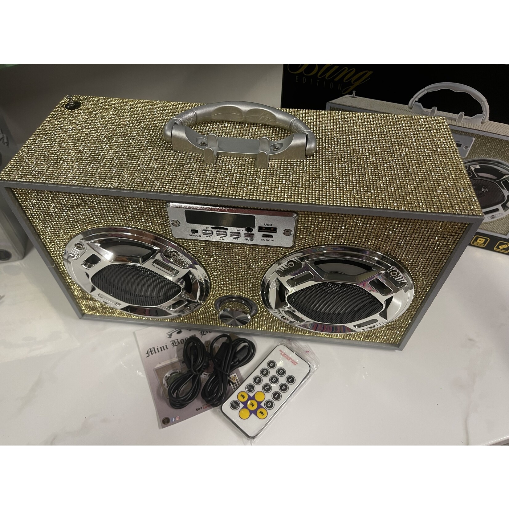 Trend Tech Trend Tech -Bling Edition: Bluetooth Boombox w/LED lights & Phone Holder