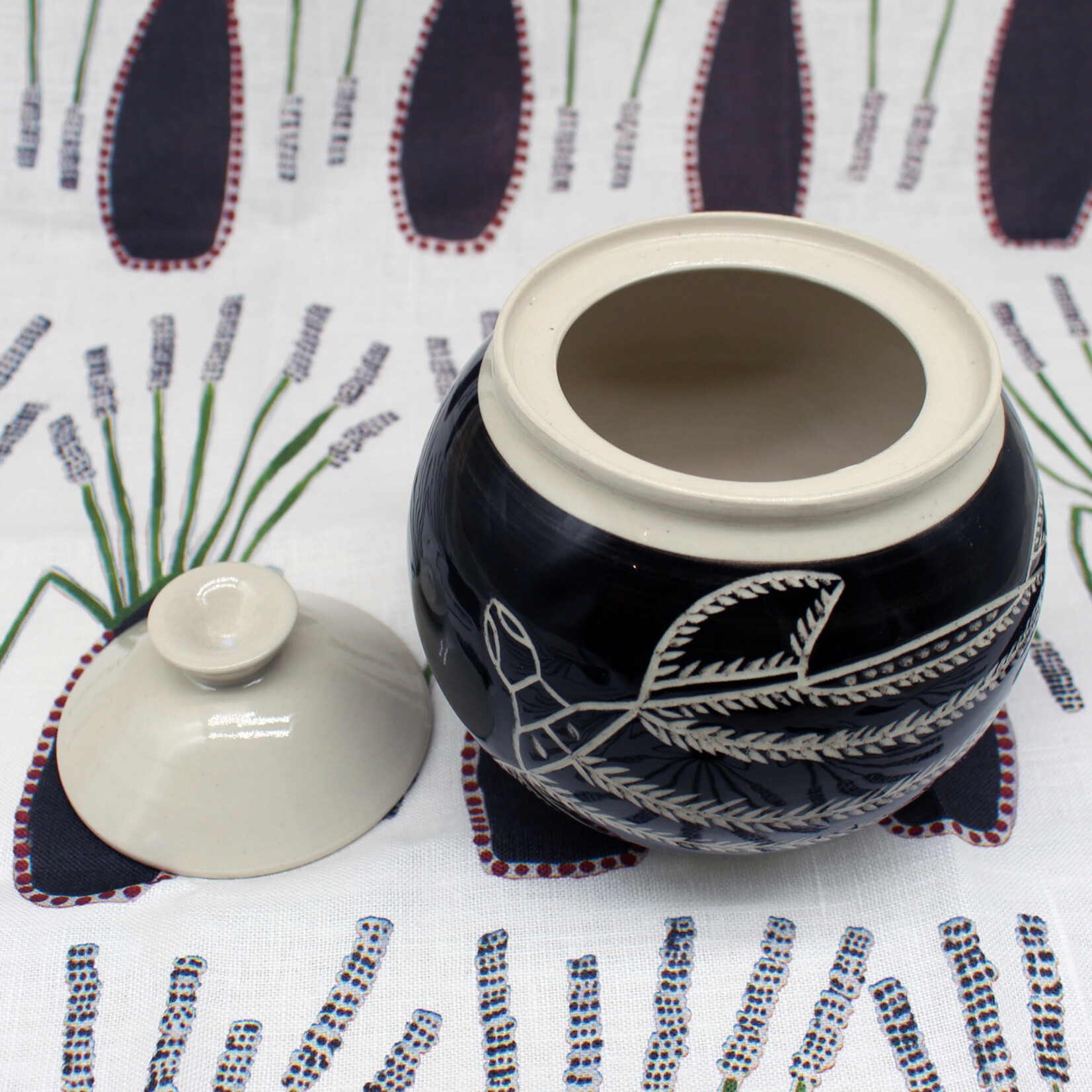 Christopher Harris, Handmade Canister with Lid | Yarrabah Arts Centre