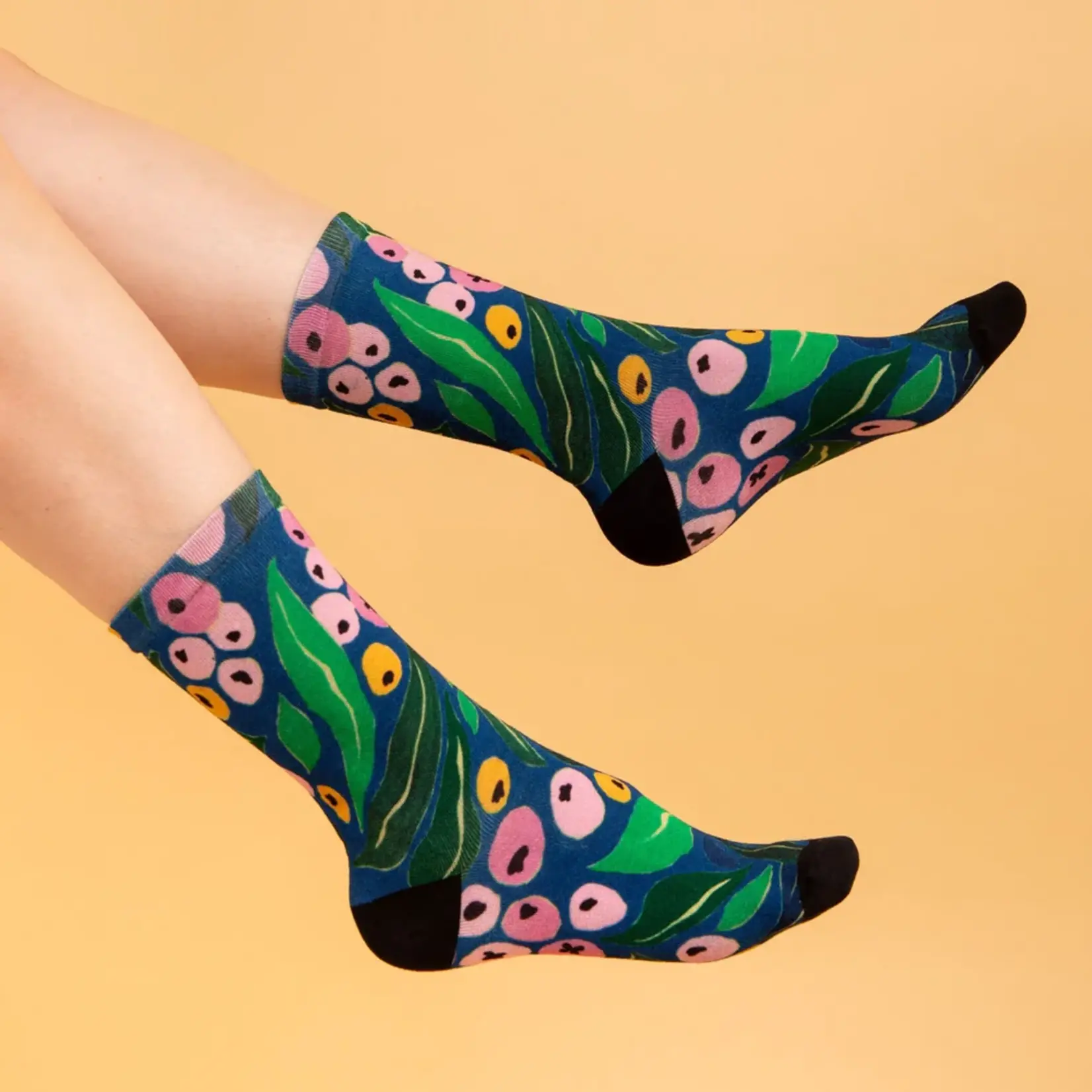 Julie White Socks - Lilly Pilly
