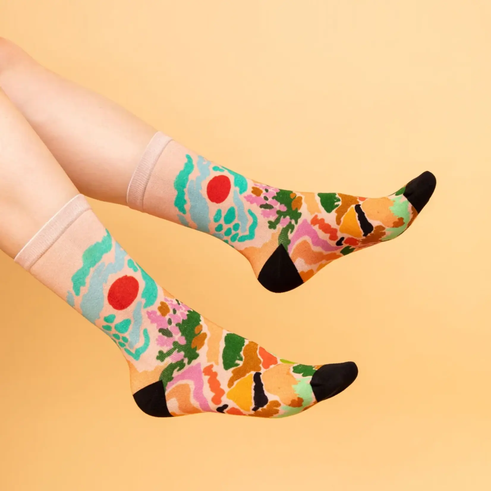 Julie White Socks - Rainbow Outback