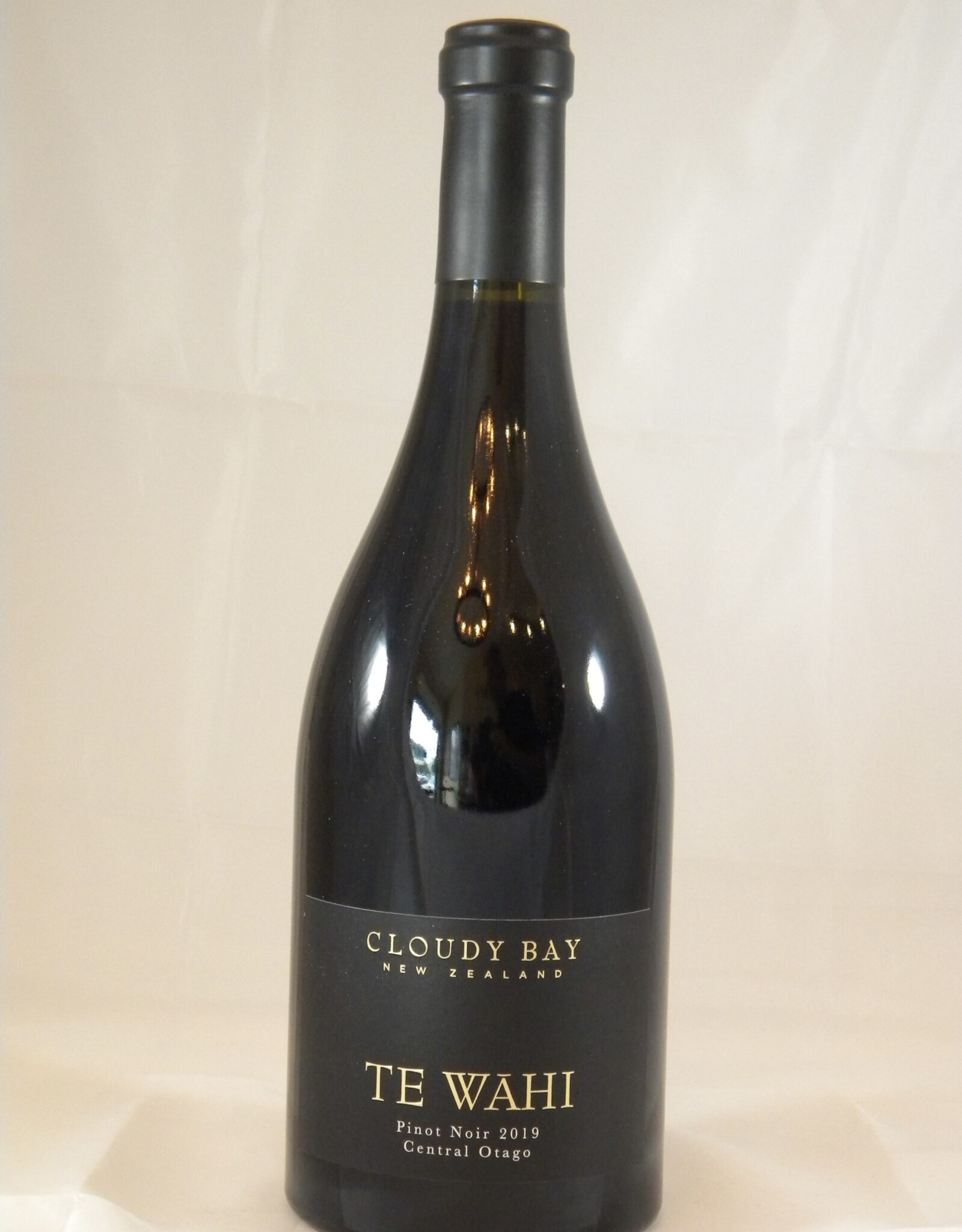 Cloudy Bay Pinot Noir Central Otago Te Wahi 2019