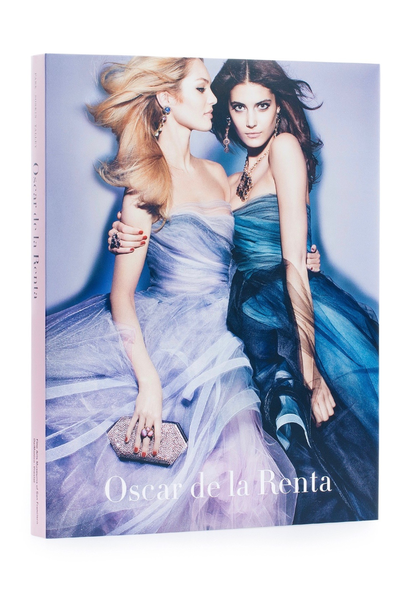 OSCAR DE LA RENTA: THE RETROSPECTIVE BOOK