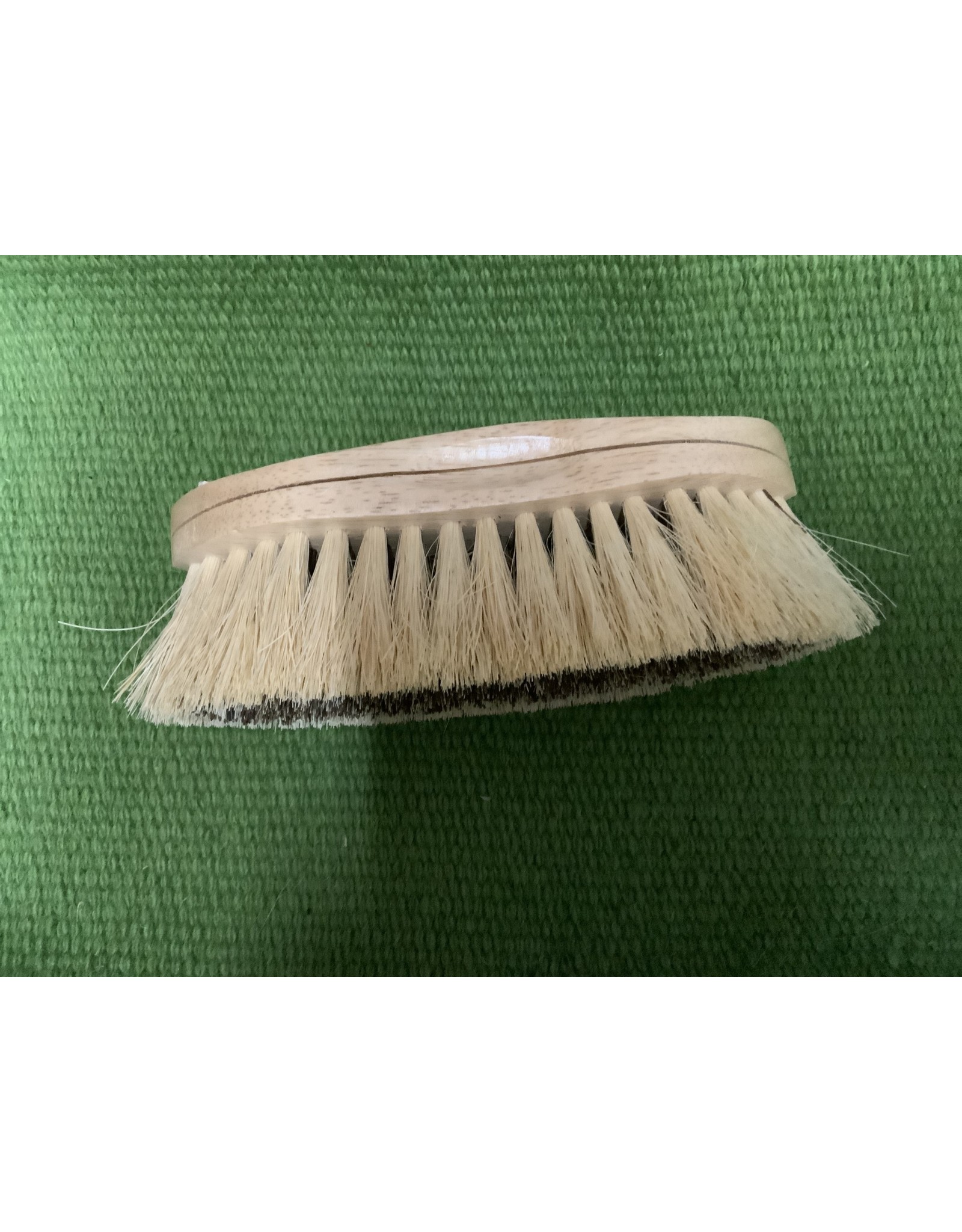 Brush Grooming - Natural Caliente - DE2205