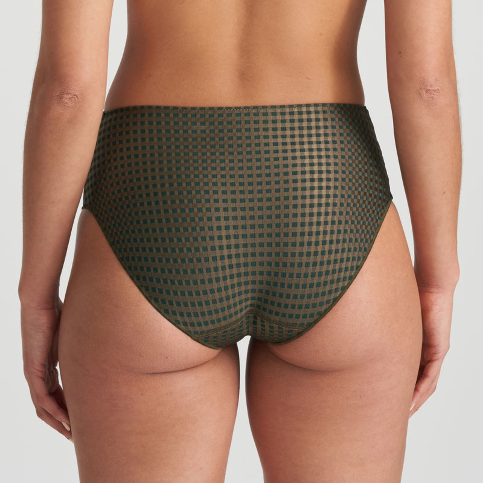 Marie Jo Marie Jo Avero Full Brief