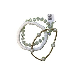 White & Gold Bracelet w/Pearls