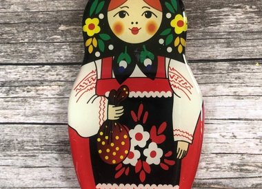 Nesting Dolls, Crafts, and Small Gifts