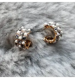 Mini Check Huggies Vintage Style earrings