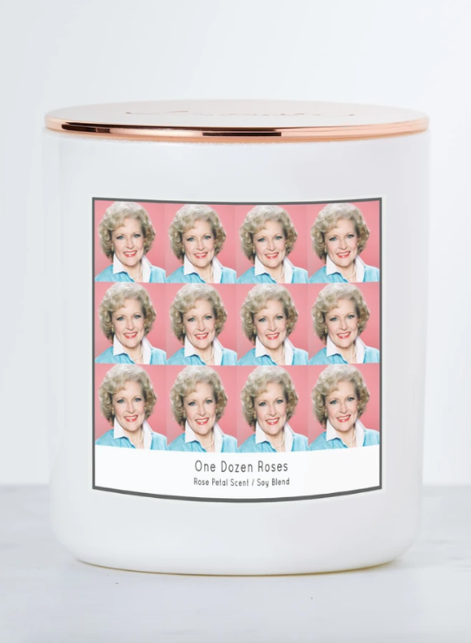 One Dozen Roses Candle