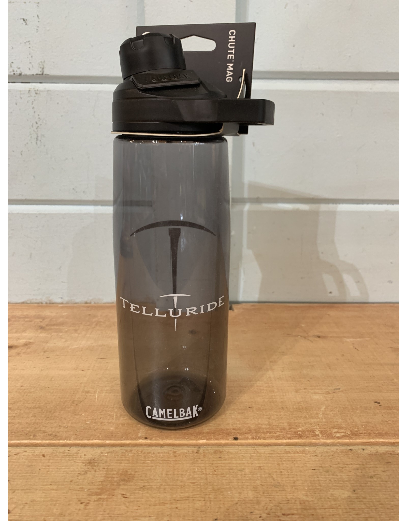 CamelBak Chute Mag Vaccum Water Bottle