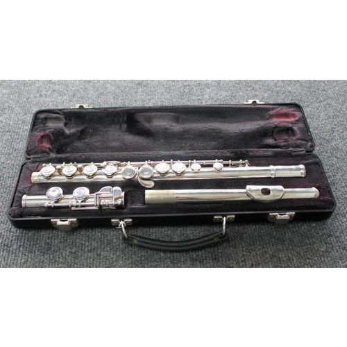Armstrong Used Armstrong 104 Flute Armstrong Used Armstrong 104 Flute