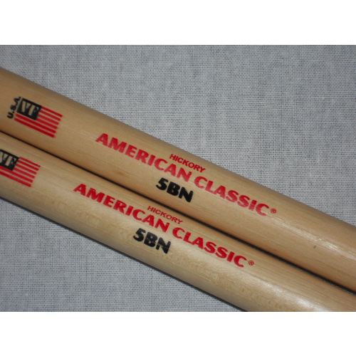 Vic Firth Vic Firth American Classic 5BN -- nylon tip Vic Firth Vic Firth American Classic 5BN -- nylon tip