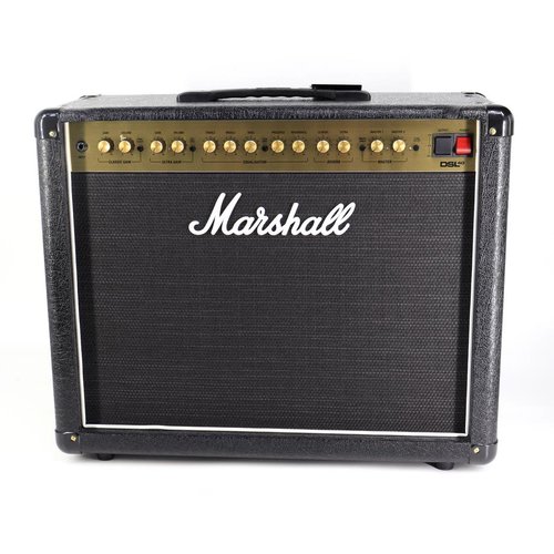 Marshall Marshall DSL 40CR - 40W all valve 2 channel 1x12" combo with Resonance, digital Reverb, Celestion V-type speaker Marshall Marshall DSL 40CR - 40W all valve 2 channel 1x12" combo with Resonance, digital Reverb, Celestion V-type speaker