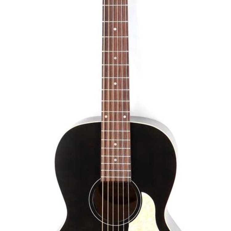 Art & Lutherie Art & Lutherie Roadhouse Faded Black A/E