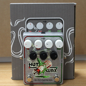 Electro-Harmonix Electro-Harmonix Hot Wax - Multi-effects pedal: Hot Tubes, Crayon, 9.6DC-200 PSU included