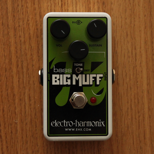 Electro-Harmonix Electro-Harmonix NANO Bass Big Muff Pi Distortion/Sustainer Electro-Harmonix Electro-Harmonix NANO Bass Big Muff Pi Distortion/Sustainer