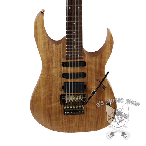 Ibanez Ibanez RG6PKAGNTF RG Premium 6str Electric Guitar w/Case - Natural Flat Ibanez Ibanez RG6PKAGNTF RG Premium 6str Electric Guitar w/Case - Natural Flat