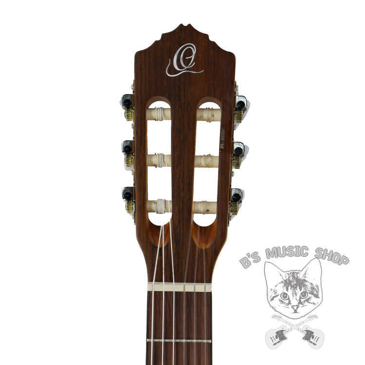 Ortega Ortega RCE125SN Family Series Full Size Nylon String Guitar - Natural w/Gig Bag