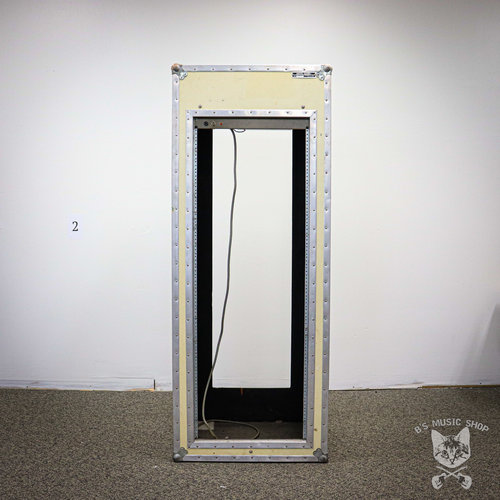 Used Anvil 24-Space Rack w/Power Supply "Rackula!" Used Anvil 24-Space Rack w/Power Supply "Rackula!"