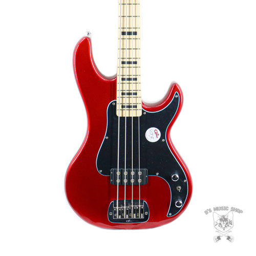 G&L G&L Tribute Kiloton - Candy Apple Red G&L G&L Tribute Kiloton - Candy Apple Red