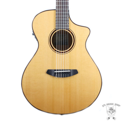 Breedlove Breedlove Pursuit Exotic S Concert Nylon CE Red Cedar-Myrtlewood Breedlove Breedlove Pursuit Exotic S Concert Nylon CE Red Cedar-Myrtlewood