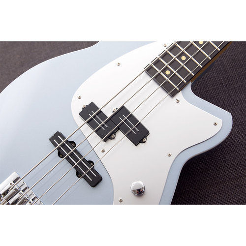 Reverend Reverend Decision P 25 in Metallic Silver Freeze Reverend Reverend Decision P 25 in Metallic Silver Freeze
