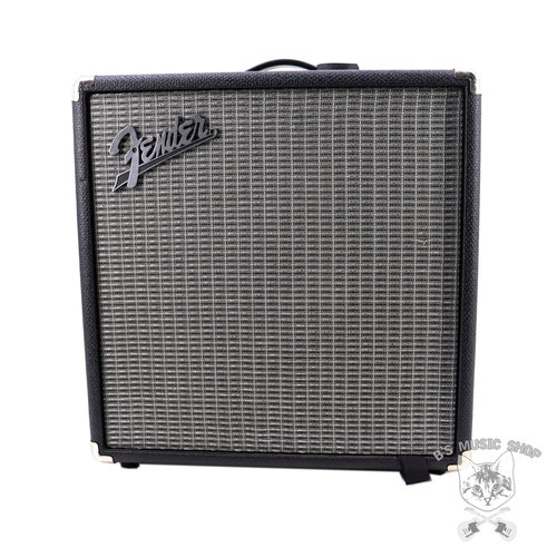 Used Fender Rumble 25 Bass Amp Used Fender Rumble 25 Bass Amp