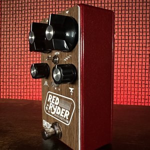 Oneder Red Ryder Distortion Woody Faceplate in Crimson Red