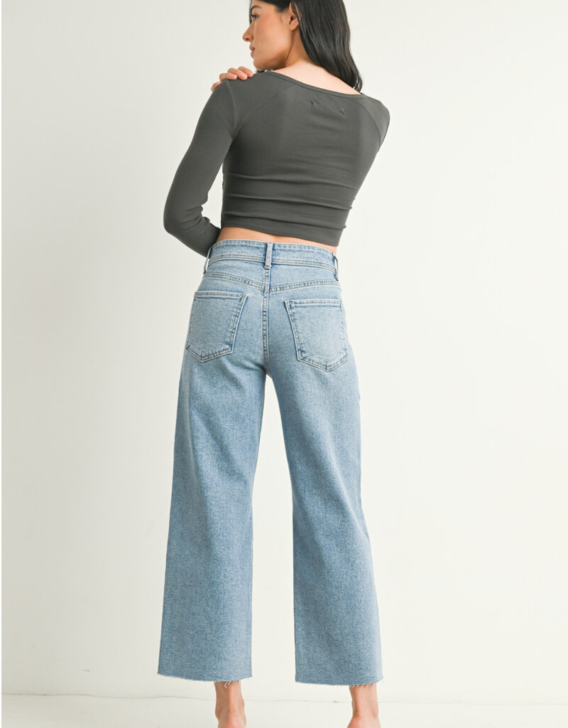 HR utility wide leg