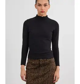 Ruffle hem knit top