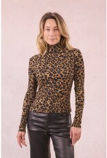 Leopard knit mockneck