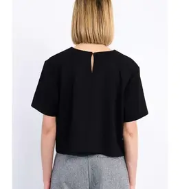 Keyhole back top