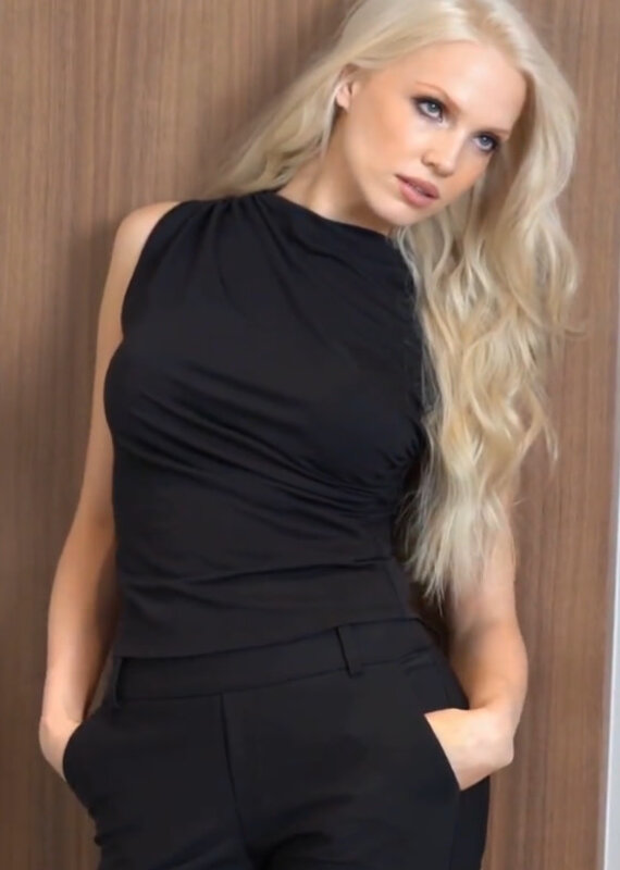 Veronica Provence top
