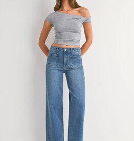 Mini patch pocket wide