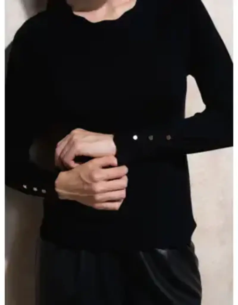 Scallop neck sweater