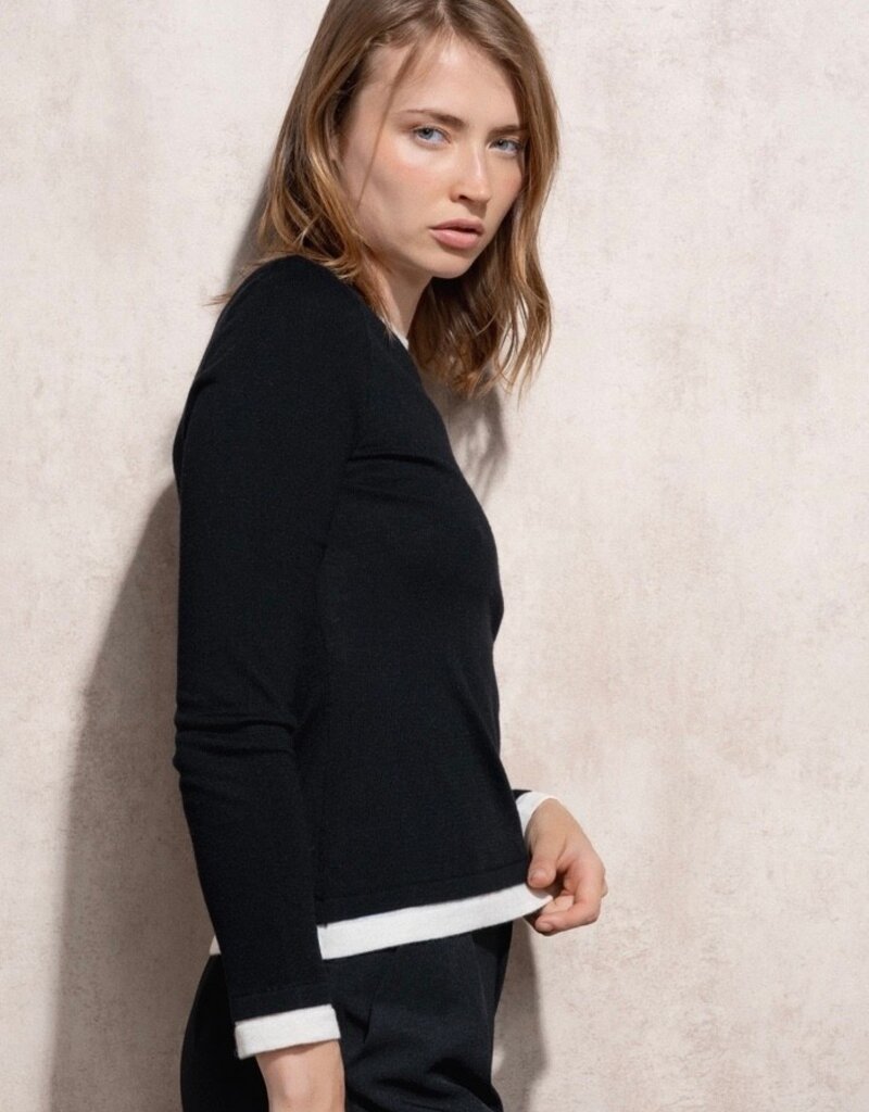 Contrast trim sweater