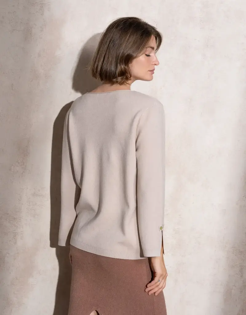 Slit slv detail sweater