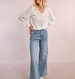 HIGH-WAISTED WIDE-LEG JEANS