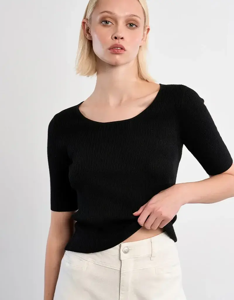 Keyhole back knit top s/s