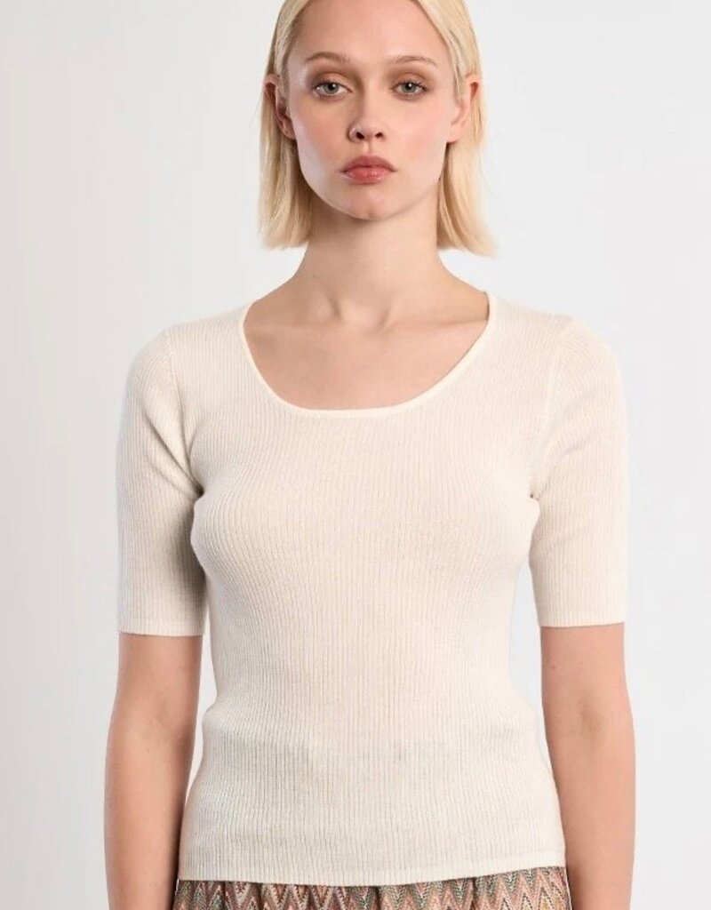 Keyhole back knit top s/s